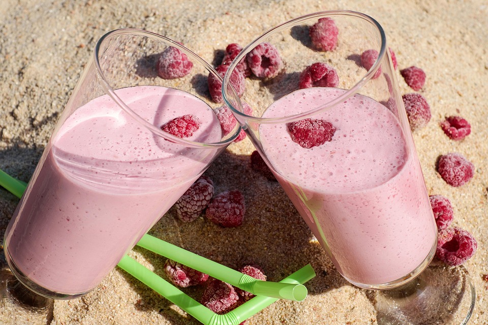 How to Make Delicious and Healthy Protein Shakes in Under 5 Minutes