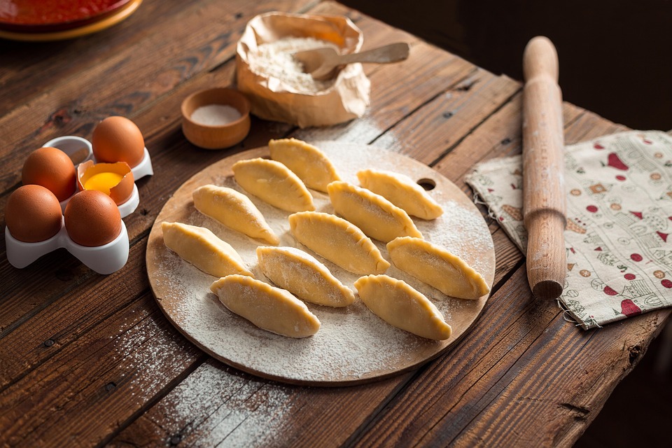 The Power of Food: How Emotional Triggers Influence What We Eat